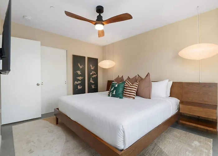 Casa vacanze New Desert Bloom With Pool & Game