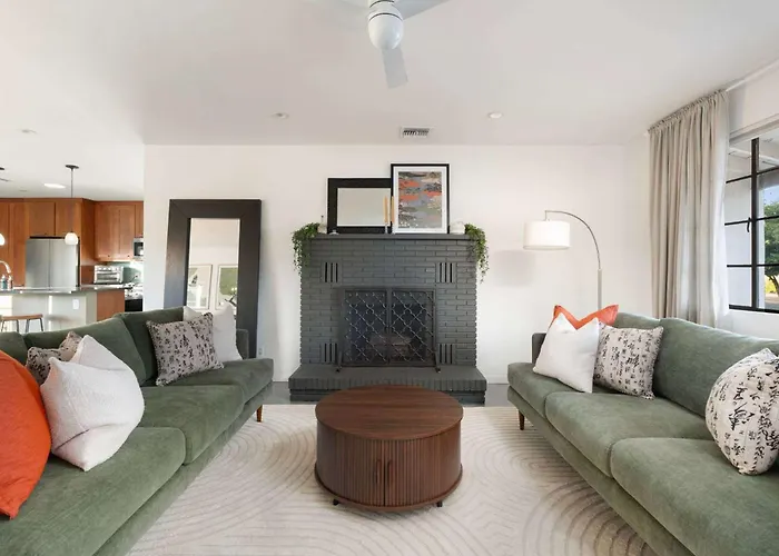 New Desert Bloom With Pool & Game Casa vacanze Scottsdale