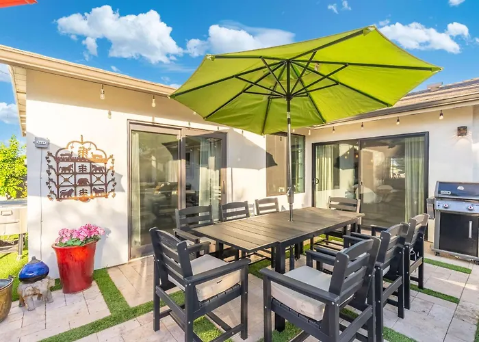 New Desert Bloom With Pool & Game Casa vacanze *
