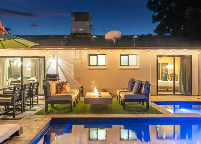 New Desert Bloom With Pool & Game Casa vacanze *